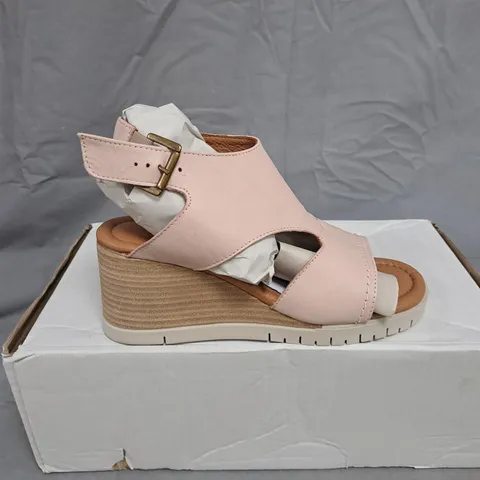 WOMEN'S PINK LEATHER WEDGE SANDALS WITH BUCKLE STRAP – UK 4 (EU 37)