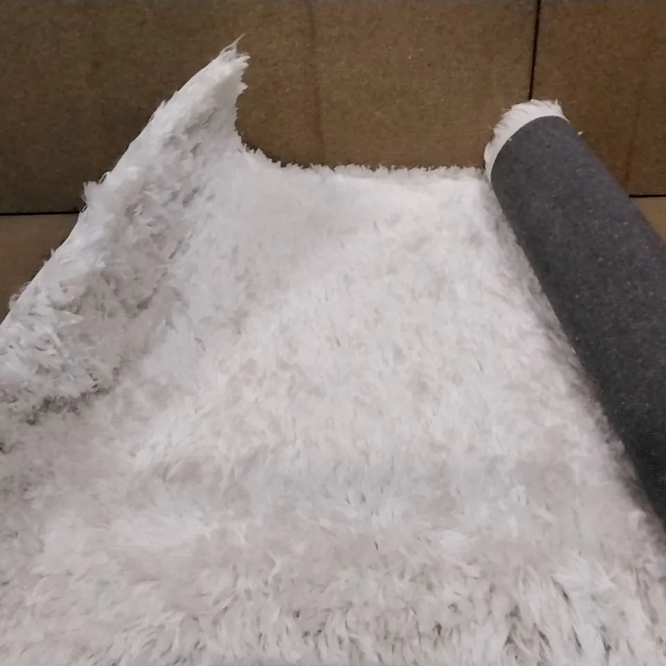 BRAND NEW PACO HOME CREAM AKUMAL RUG SIZE 80CM X 150CM