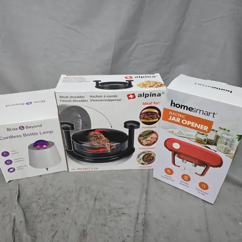 APPROXIMATELY 15 ASSORTED ITEMS TO INCLUDE ELECTRIC JAR OPENER, MEAT SHREDDER, CORDLESS BOTTLE LAMP, ETC