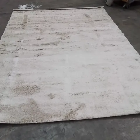 QUALITY DESIGNER AREA RUG - APPROXIMATELY 280X200CM