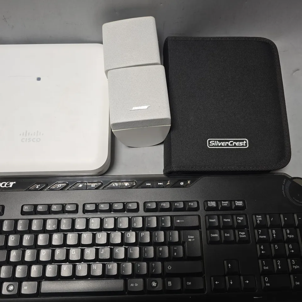 APPROXIMATELY 6 ASSORTED ITEMS TO INCLUDE : ACER KEYBOARD , BOSE SPEAKER ETC