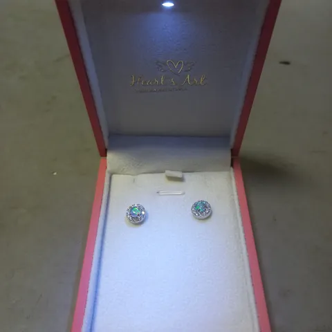 HEARTS ART PAIR OF EARRINGS IN LIGHT UP BOX