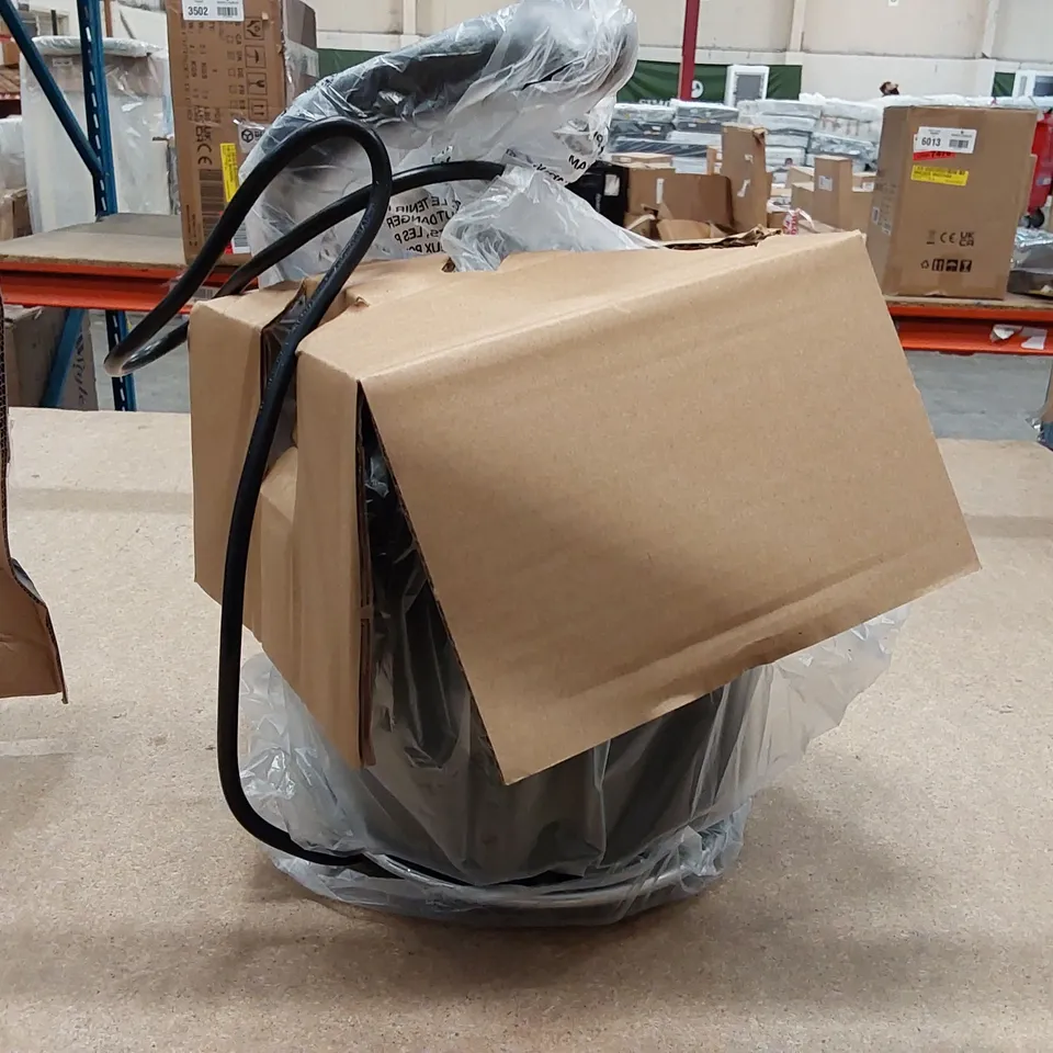 BOXED WESTINGHOUSE 1.7L STAINLESS STEEL KETTLE (1 BOX)