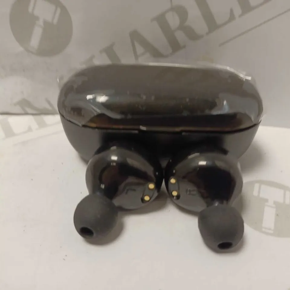 Y50 TRUE WIRELESS EARBUDS