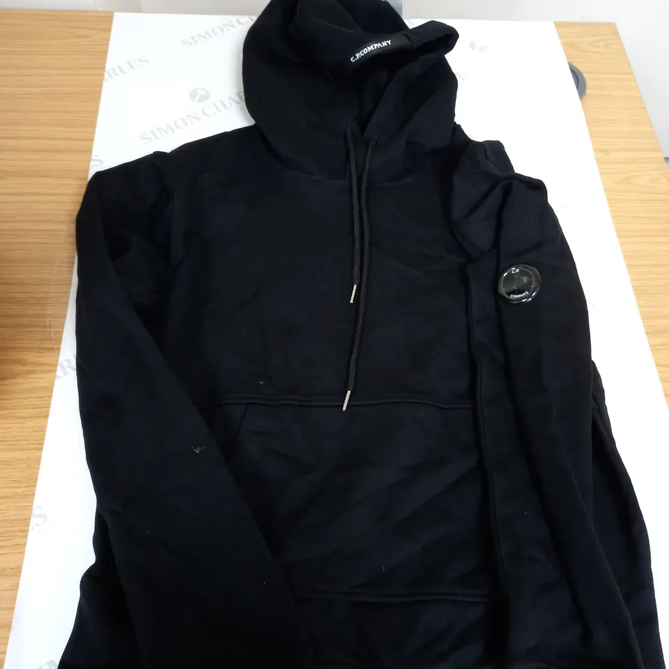 CP COMPANY PLAIN BLACK HOODIE - SIZE UNSPECIFIED 