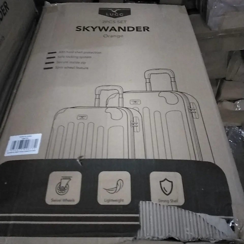 BOXED LUGG SKYWANDER HARDSHELL SUITCASE - ORANGE 