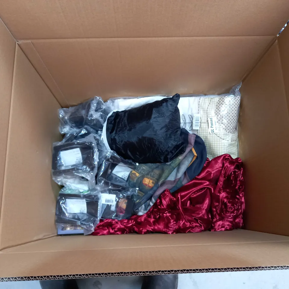 BOX OF APPROXIMATELY 25 ASSORTED ITEMS TO INCLUDE A AQUARIUM SEALANT, AMMO POUCH FLASK, AGOKUD AND A YOGA MAT