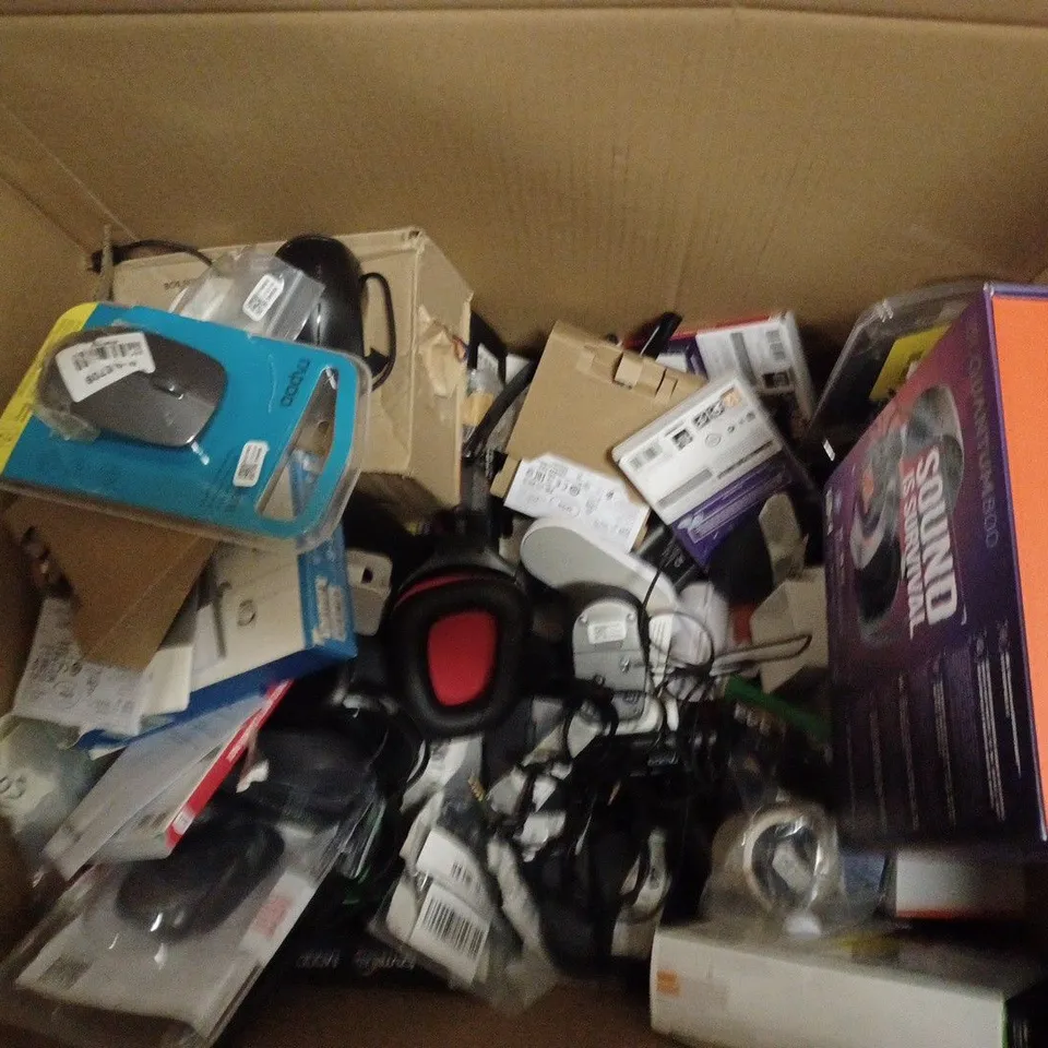 BOX OF APPROX 25 ITEMS INCLUDING TURTLE BEACH WIRED HEADSET, RAPOO WIRELESS MICE AND WIRED APPLE AIRPODS