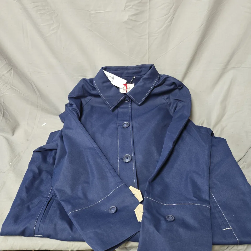 BEN DE LISI NAVY BLUE COAT WITH WHITE CONTRAST STITCHING – UK SIZE 20