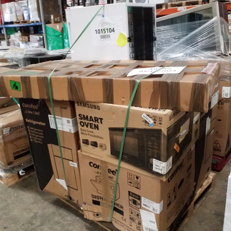 PALLET OF APPROXIMATELY 6 UNPROCESSED RAW RETURN HOUSEHOLD AND ELECTRICAL GOODS TO INCLUDE;