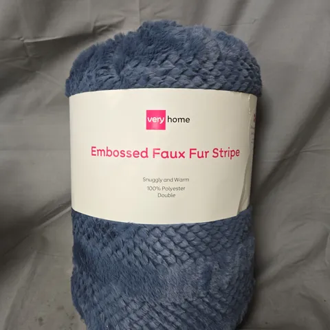 EMBOSSED FAUX FUR STRIPE DUVET COVER SET - NAVY - DOUBLE