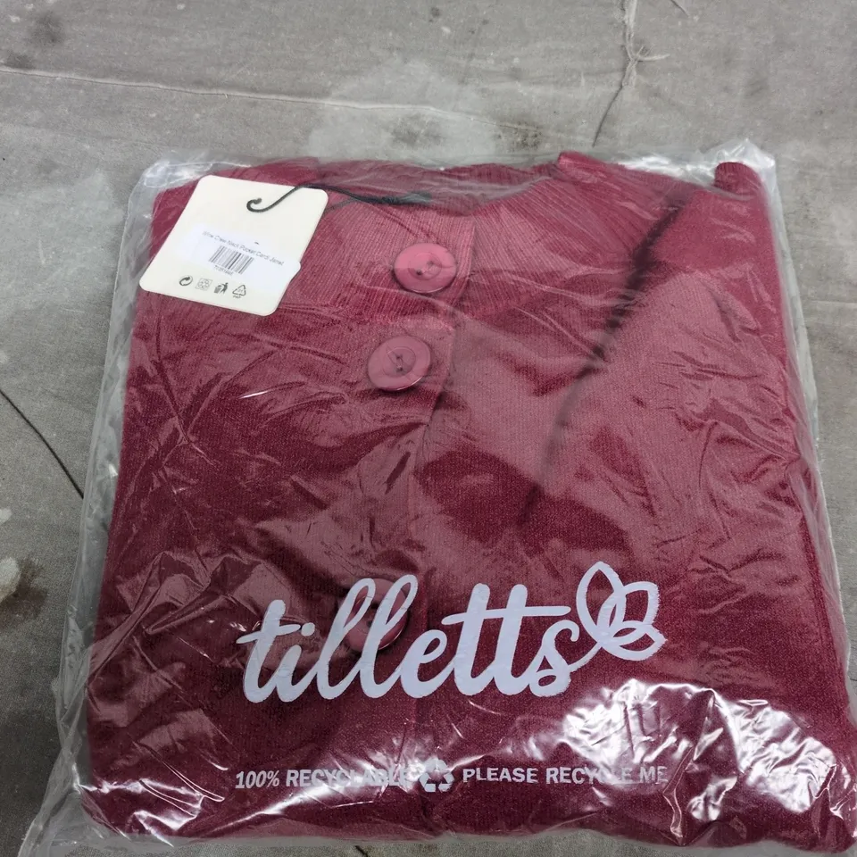 TILLETTS WINE-COLOURED CREW NECK POCKET CARDIGAN – JANET SIZE UNSPECIFIED 