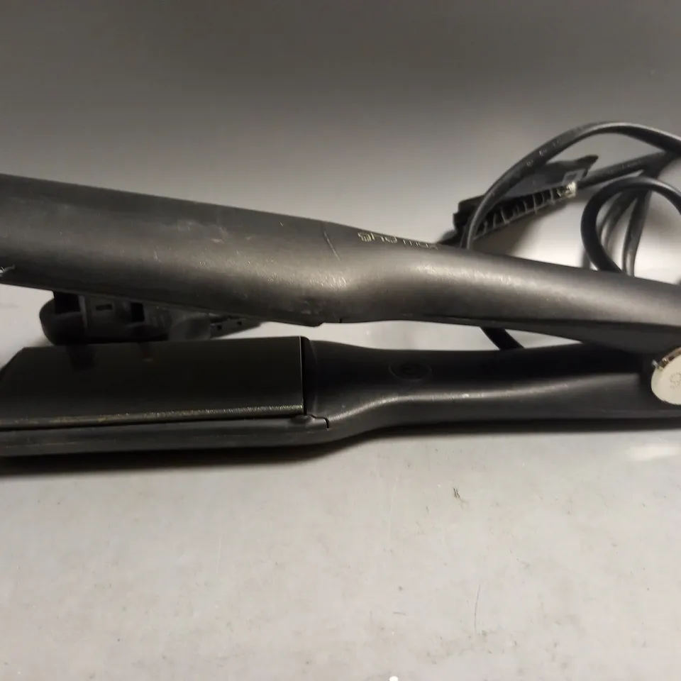 UNBOXED GHD MAX HAIR STRAIGHTENERS