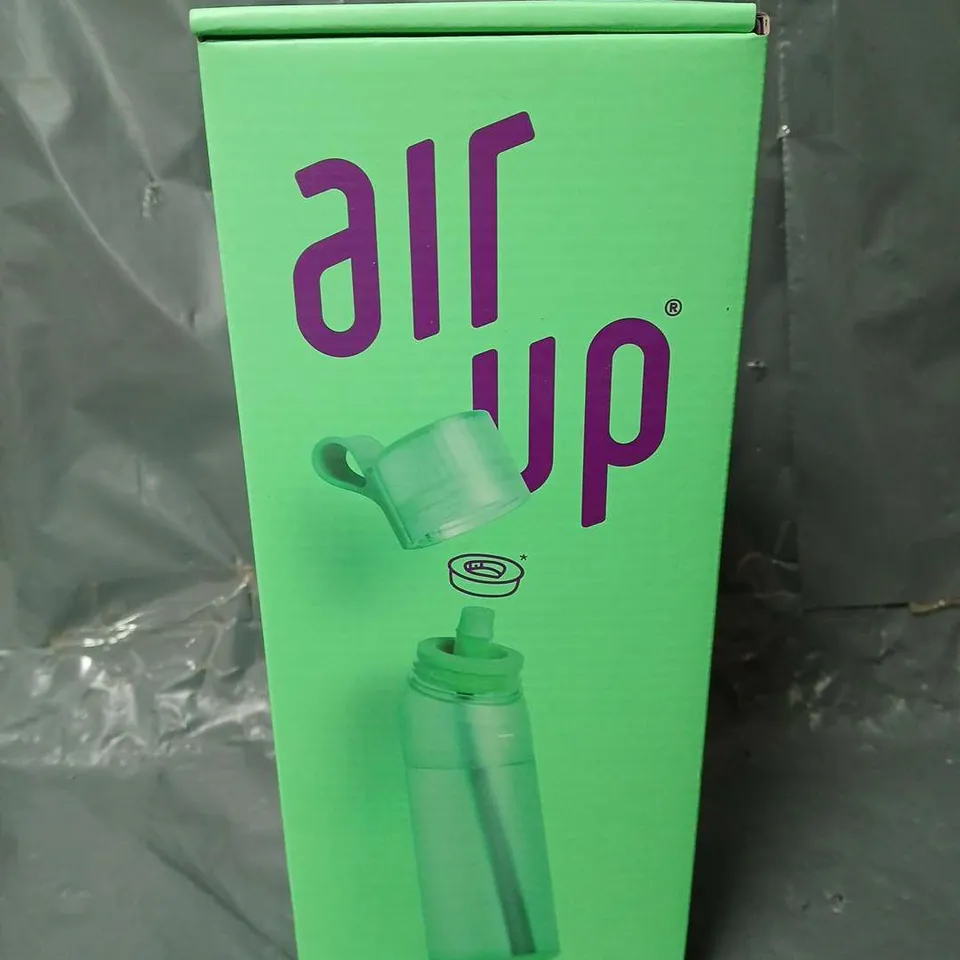 BOXED AND SEALED AIR UP BOTTLE IN GREEN (650ml)