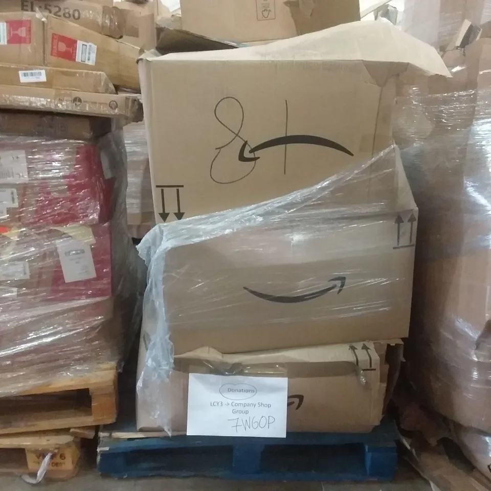 PALLET OF ASSORTED ITEMS INCLUDING TOBLERONE, KNOSS OXTAIL VEGETABLE SOUP, BONE BROTH CONCENTRATE WITH TURMERIC AND BLACK PEPPER, BONE BROTH CONCENTRATE WITH GARLIC OREGANO BASIL RED PEPPER TOMATO ONI