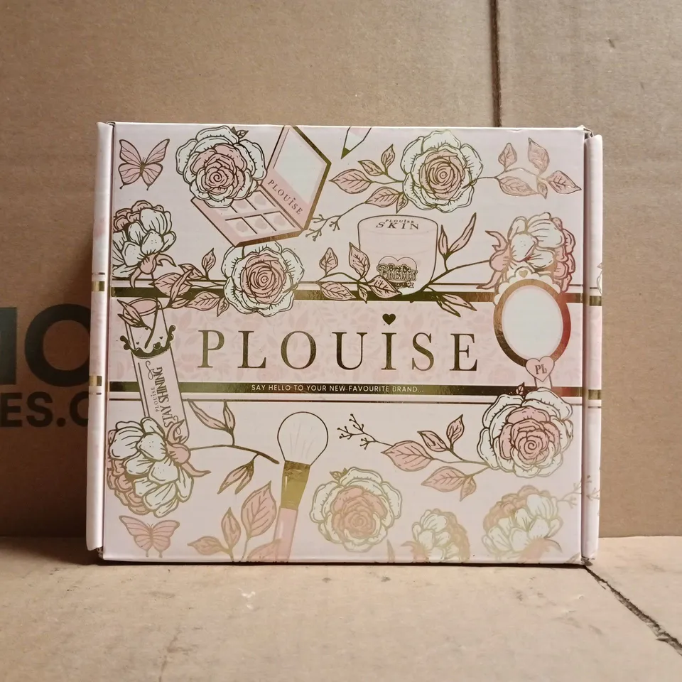 P.LOUISE MYSTERY COSMETIC BOX SET