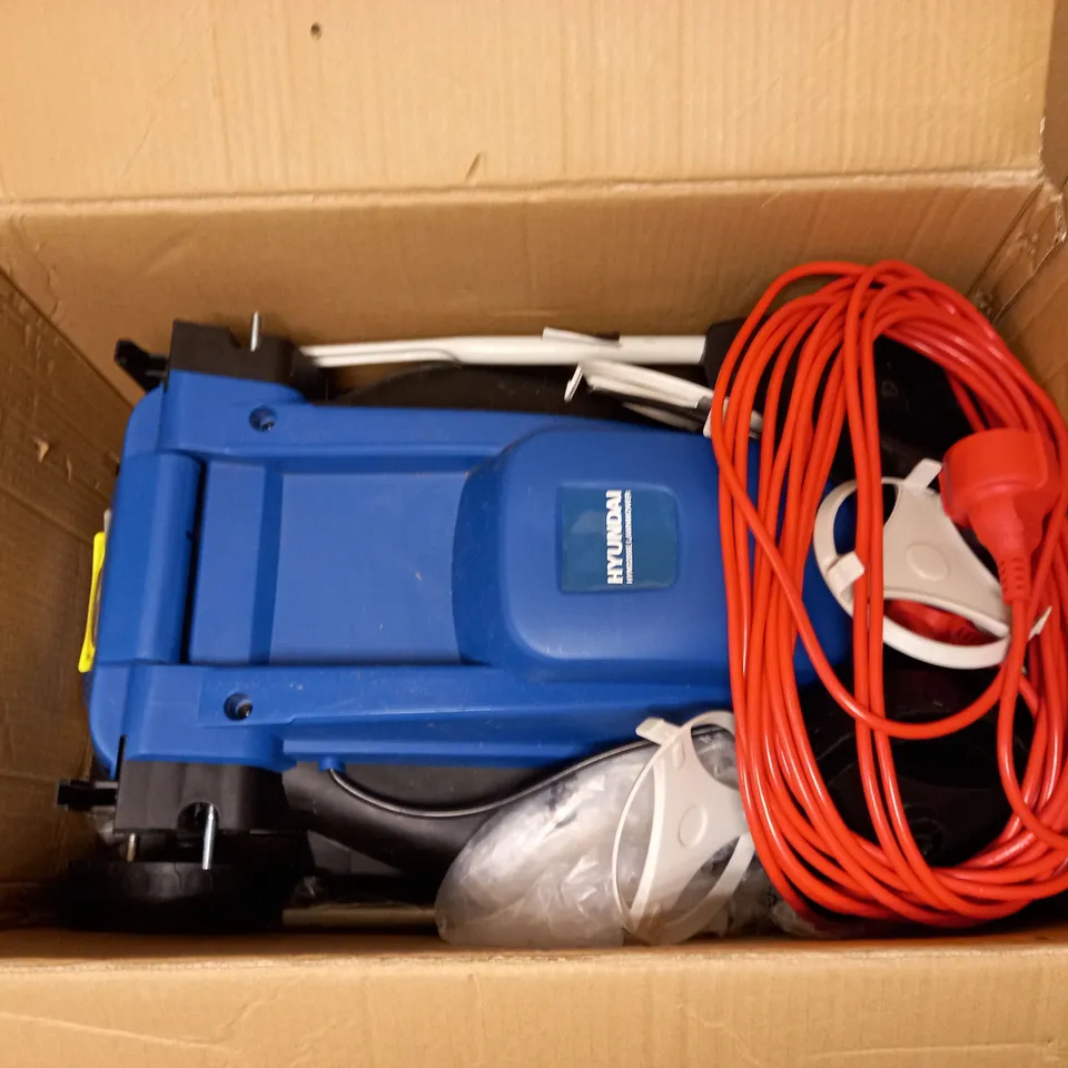 HYUNDAI 32CM LIGHTWEIGHT ROTARY ELECTRIC LAWNMOWER