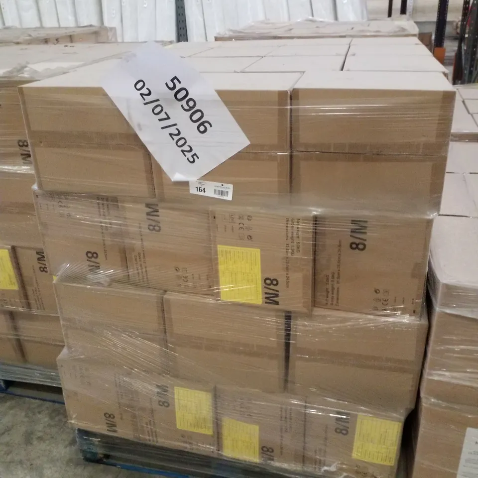 PALLET CONTAINING APPROXIMATELY 560 INTCO VINYL GLOVES 100PK MEDIUM
