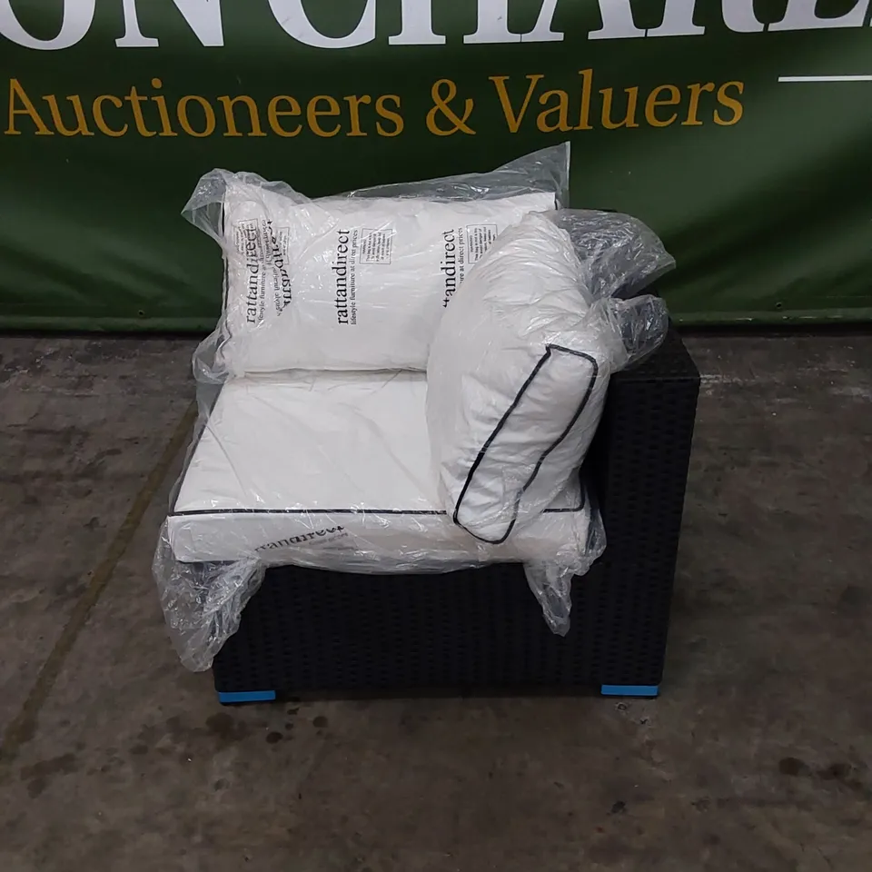 DESIGNER RATTAN GARDEN SOFA CORNER PIECE WITH CUSHIONS