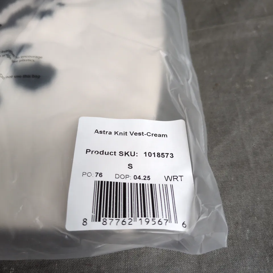 SAINT + SOFIA ASTRID KNIT VEST CREAM SIZE SMALL, BAGGED WITH TAGS