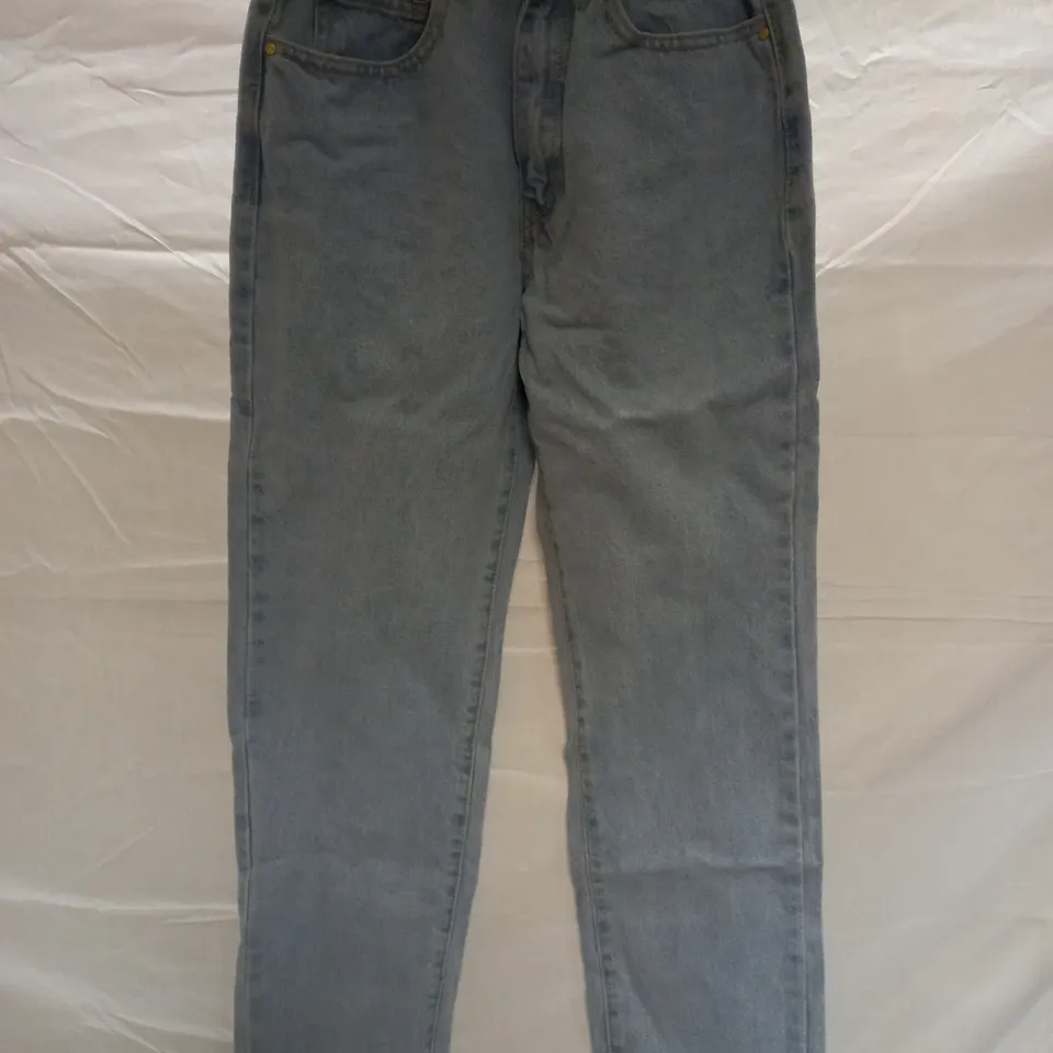 BOX OF APPROX 12 BRAND NEW COTTON:ON LONG STRAIGHT JEANS - ADDIS BLUE SIZE AUS 6
