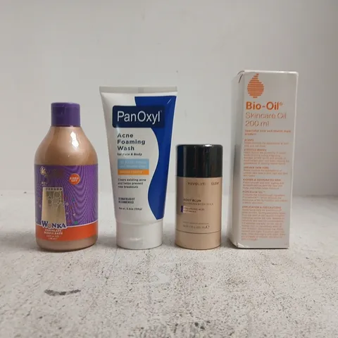 APPROXIMATELY 20 ASSORTED COSMETIC ITEMS INCLUDING VARIOUS MAKES AND BRANDS - COLLECTION ONLY