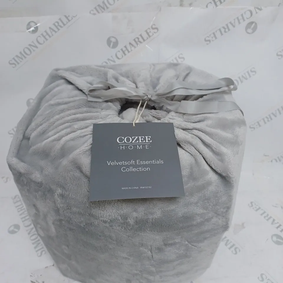 COZEE HOME VELVETSOFT ESSENTIAL COLLECTION LIGHT GREY KING SIZE