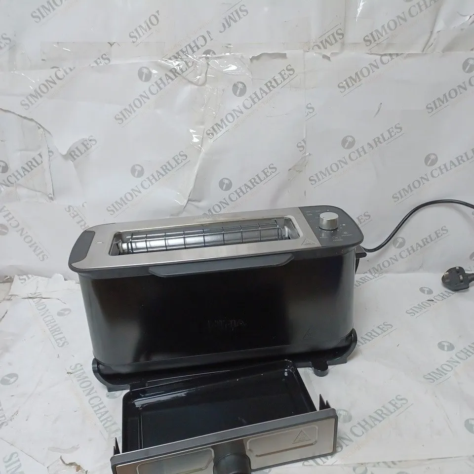 NINJA 2 IN 1 TOASTER & GRILL ST100UK
