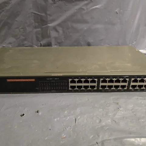 UNBRANDED 24 PORT GIGABIT ETHERNET SWITCH 