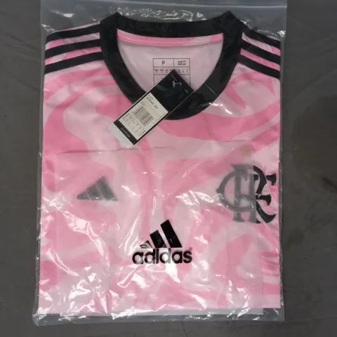 ADIDAS JERSEY IN PINK SIZE SMALL