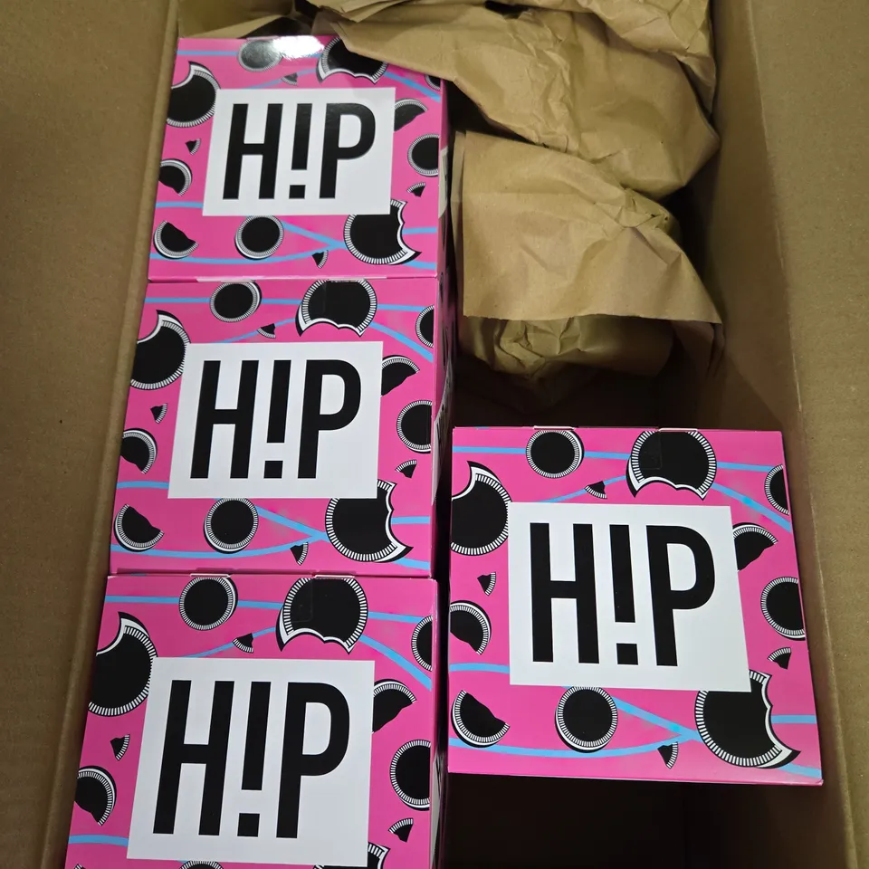 BOX OF 5 HIP OAT MILK CHOCOLATE COOKIES NO CREAM EASTER EGG 160G