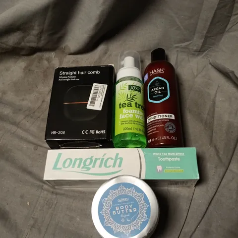 APPROXIMATELY 20 ASSORTED COSMETIC ITEM TO INCLUDE HAIR COMB, TOOTHPASTE, TEA TREE FACE WASH, HASK ARGAN OIL CONDITIONER ETC