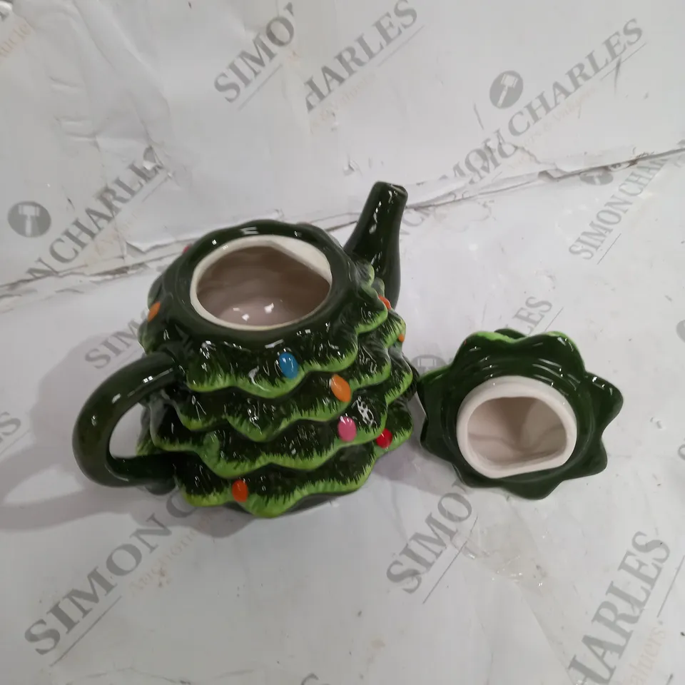 BOXED MR NOST TREE TEAPOT 