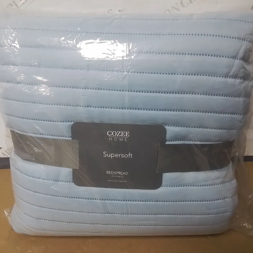 SUPERSOFT BY COZEE HOME STRIPED QUILT SUMMER WEIGHT BEDSPREAD - 250CM / 260CM 