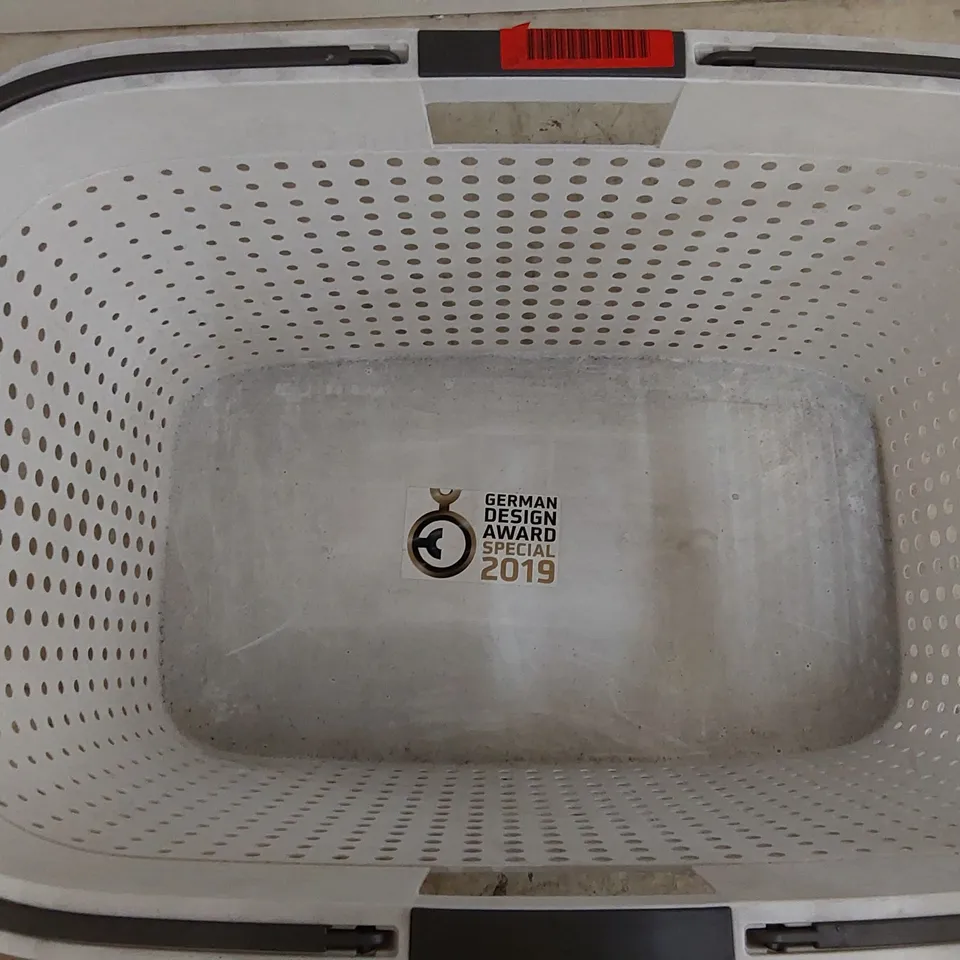 WHITE LAUNDRY BASKET (1 ITEM)