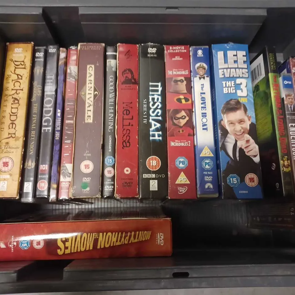 APPROXIMATELY 16 ASSORTED DVDS TO INCLUDE THE LIFEBOAT SEASON ONE, THE INCREDIBLES 1&2, LEE EVANS THE BIG 3 BOXSET, ETC