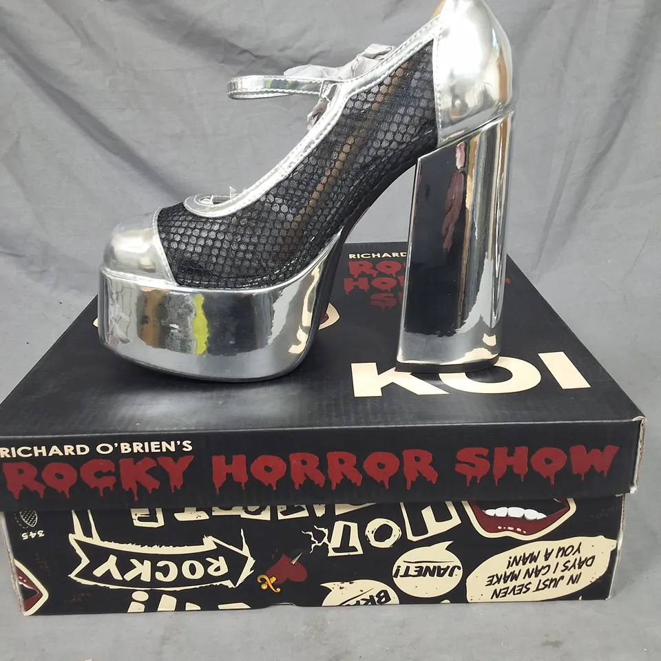 BOXED KOI ROCKY HORROR SHOW REGULAR FRANKIE FAN FISHNET PLATFORM HEELS - UK 4