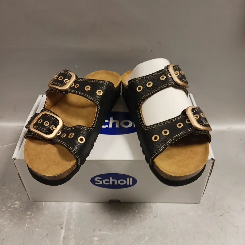 BOXED PAIR OF SCHOLL LEATHER SOFTSTEP OPEN TOE SHOES - 7