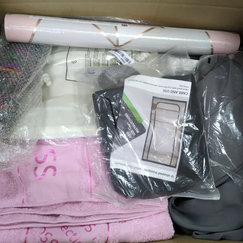 APPROXIMATELY 20 ASSORTED HOUSEHOLD PRODUCTS TO INCLUDE WALLPAPER, DUVET COVER SETS, ION8 BOTTLE, ETC - COLLECTION ONLY