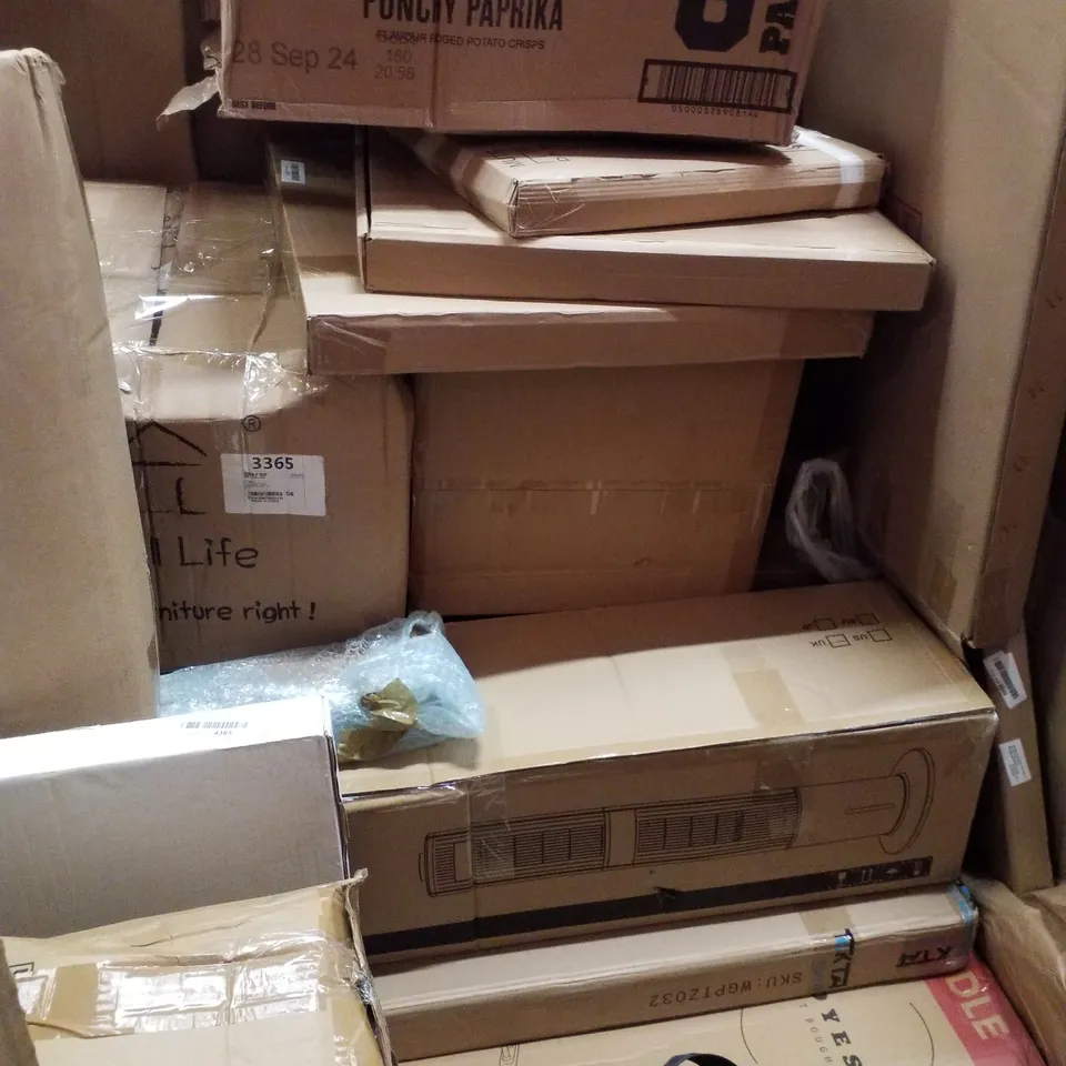 PALLET CONTAINING ASSORTED PRODUCTS INCLUDING SIDE TABLE, DISH DRAINER, CLOTHES AIRER, EGG CARTON FOAM PET MAT & LUMBAR SUPPORT CAMPING CHAIR 