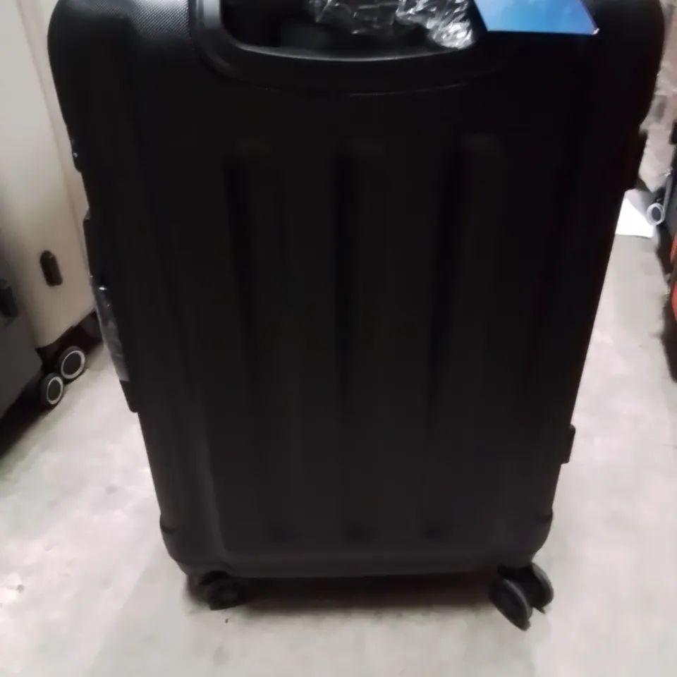 LUGG TRAVEL SUITCASE BLACK