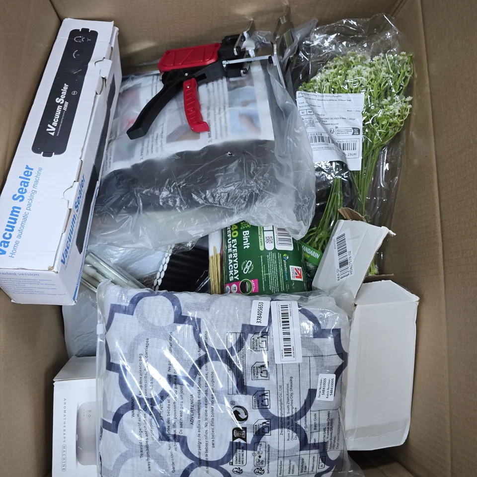 BOX OF APPROXIMATELY 15 ASSORTED HOUSEHOLD ITEMS TO INCLUDE BIN BAGS, CURTAINS AND FAKE FLOWERS 