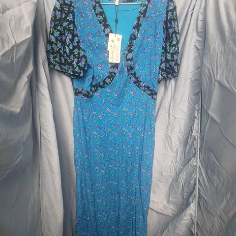 RO&ZO BLUE MIX AND MATCH ROSE DITSY DRESS β UK 14 (EU 42; US/CA 10)