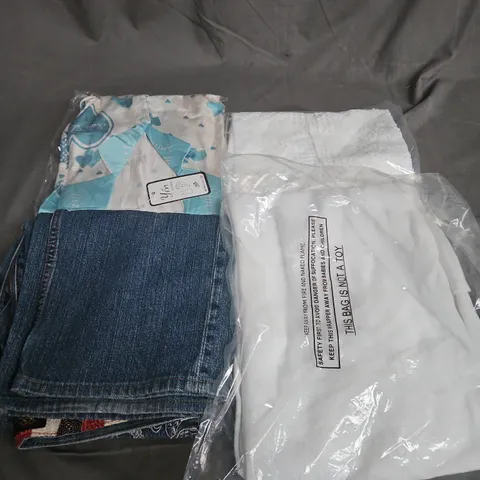 APPROXIMATELY 25 ASSORTED CLOTHING AND FASHION PRODUCTS IN VARIOUS STYLES AND SIZES - COLLECTION ONLY