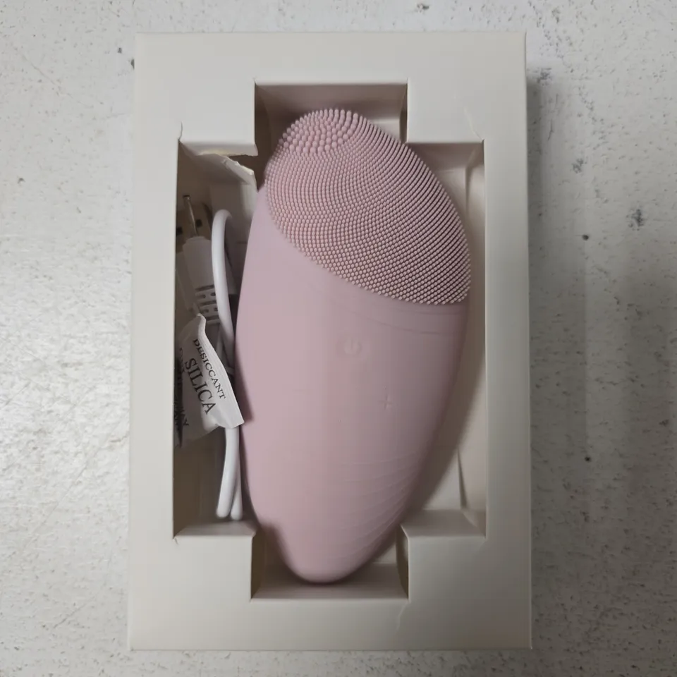 TILI FACIAL CLEANSING BRUSH