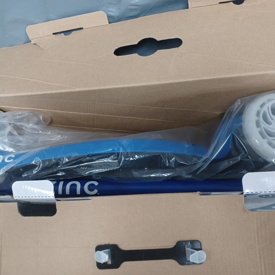 BOXED ZINC STROBE THREE WHEELED SCOOTER 