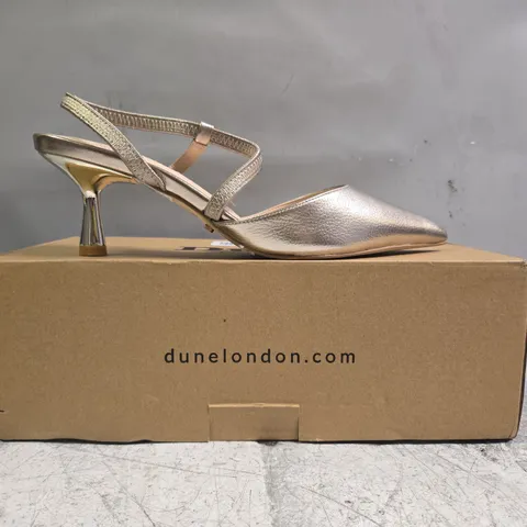 BOXED PAIR OF DUNE LONDON POINTED TOE LOW HEEL SHOES IN GOLD SIZE 3