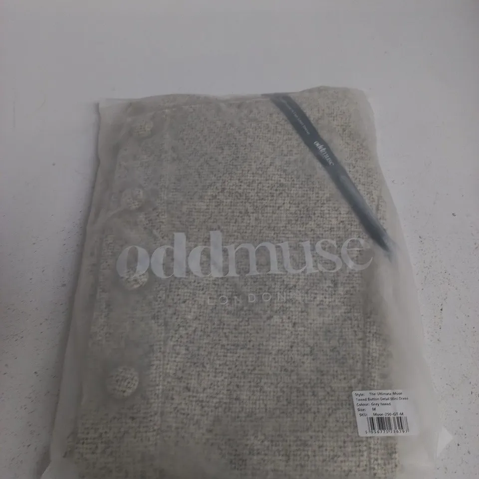 ODDMUSE THE ULTIMATE MUSE TWEED BUTTON DETAIL MINI DRESS – GREY TWEED – UK SIZE M