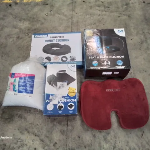 PALLET OF ASSORTED BEDROOM AND COMFORT BASED PRODUCTS TO INCLUDE; PILLOWS, SUPPORT SEAT CUSHIONS AND SIMILARLY RELATED GOODS