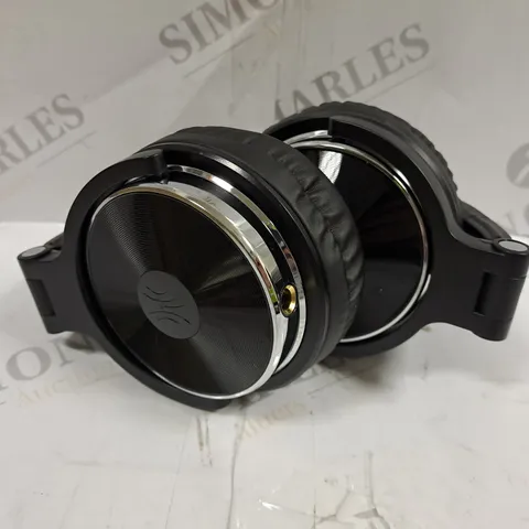 BOXED ONE ODIO STUDIO DJ HEADPHONES